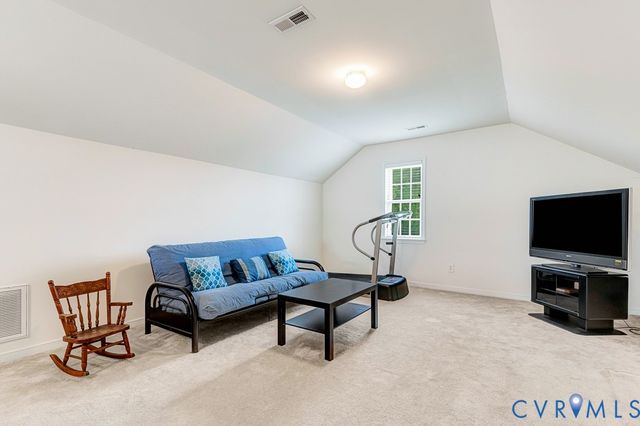 5841 Dorton Ln, Glen Allen, VA 23060