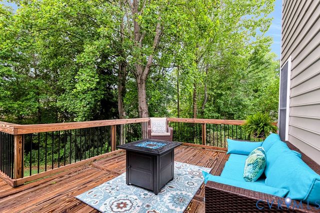 5841 Dorton Ln, Glen Allen, VA 23060