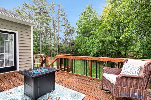 5841 Dorton Ln, Glen Allen, VA 23060