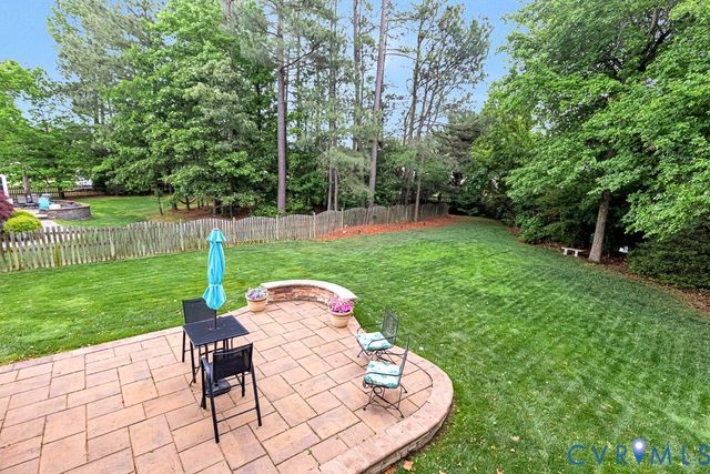 5841 Dorton Ln, Glen Allen, VA 23060