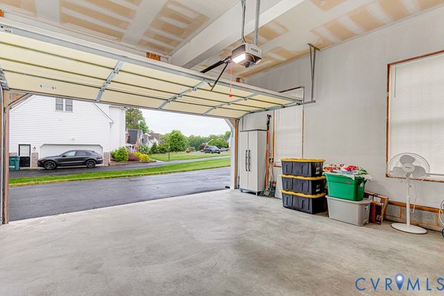 5841 Dorton Ln, Glen Allen, VA 23060