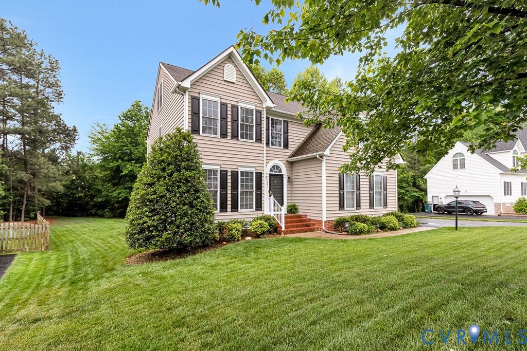 5841 Dorton Ln, Glen Allen, VA 23060