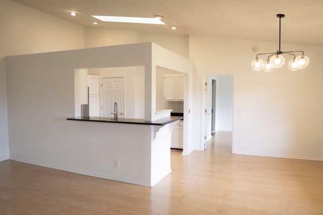 340 Deepwoods Drive, 6, Highland Heights, KY 41076