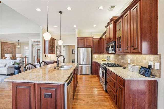 29 Red Trillium Ridge, Big Canoe, GA 30143
