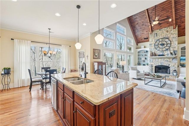 29 Red Trillium Ridge, Big Canoe, GA 30143