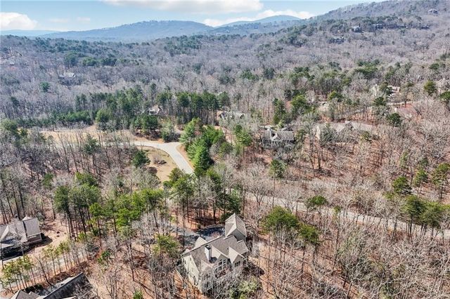 29 Red Trillium Ridge, Big Canoe, GA 30143