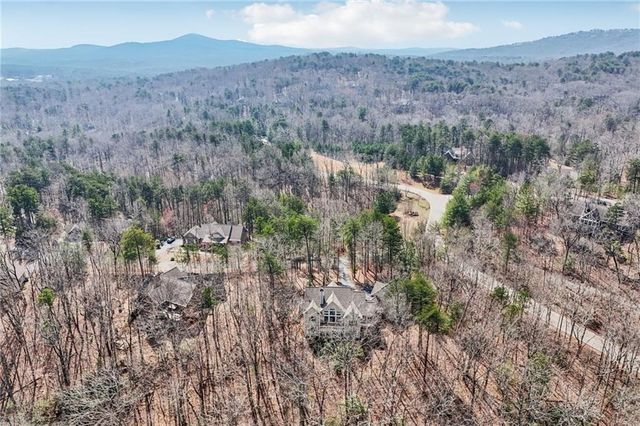 29 Red Trillium Ridge, Big Canoe, GA 30143