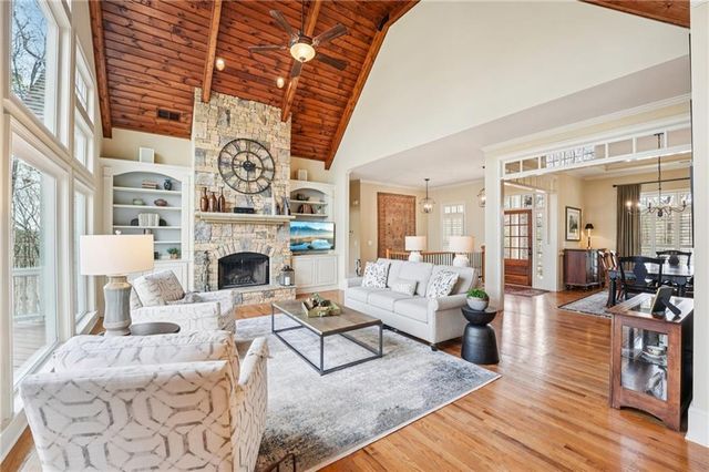 29 Red Trillium Ridge, Big Canoe, GA 30143