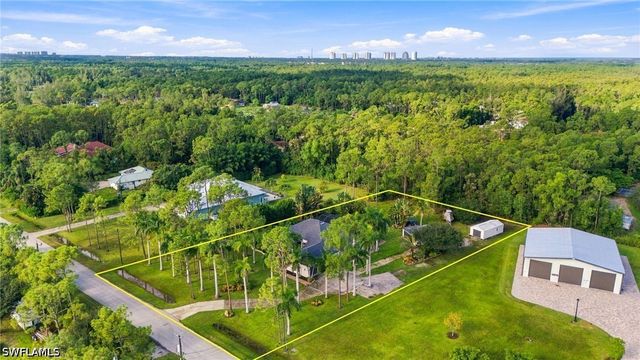 24200 Golden Eagle LN, Bonita Springs, FL 34135