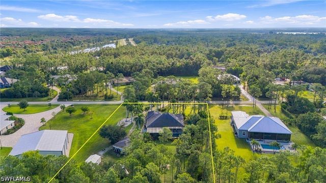24200 Golden Eagle LN, Bonita Springs, FL 34135
