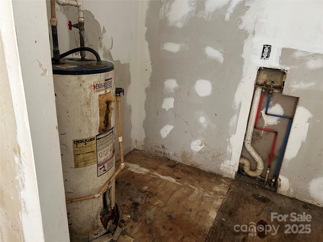 390 Ragtown Road, Forest City, NC 28043