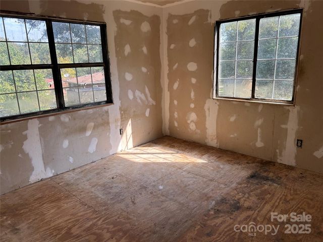 390 Ragtown Road, Forest City, NC 28043