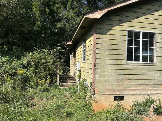 390 Ragtown Road, Forest City, NC 28043