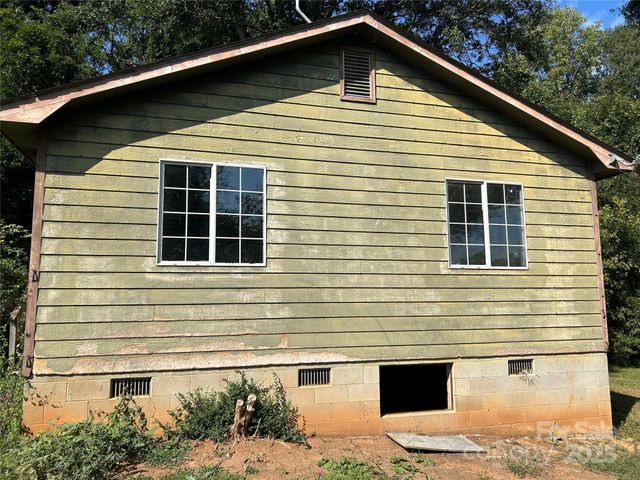 390 Ragtown Road, Forest City, NC 28043