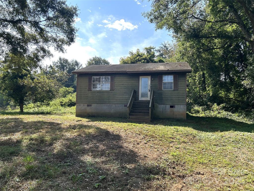 390 Ragtown Road, Forest City, NC 28043