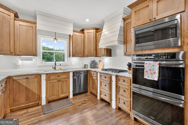 7625 W County Line Road, Lula, GA 30554