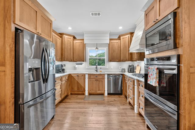 7625 W County Line Road, Lula, GA 30554