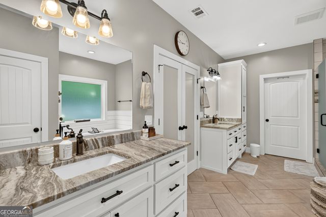 7625 W County Line Road, Lula, GA 30554