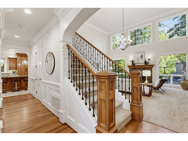 13264 GOODALL Rd, Lake Oswego, OR 97034