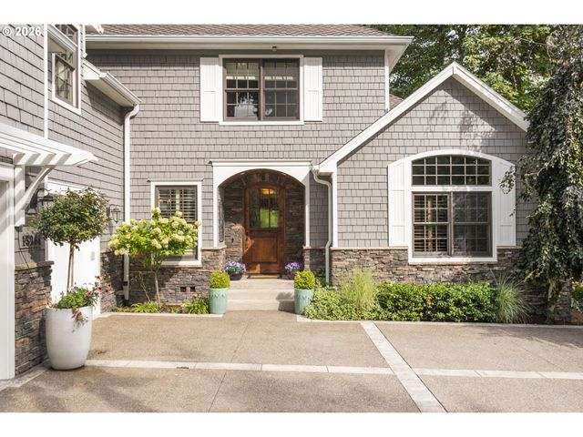 13264 GOODALL Rd, Lake Oswego, OR 97034