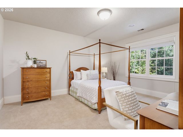 13264 GOODALL Rd, Lake Oswego, OR 97034