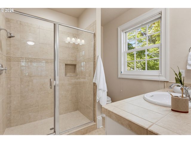 13264 GOODALL Rd, Lake Oswego, OR 97034