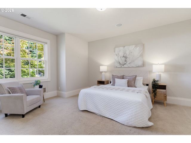 13264 GOODALL Rd, Lake Oswego, OR 97034