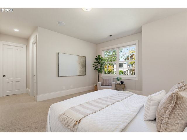 13264 GOODALL Rd, Lake Oswego, OR 97034