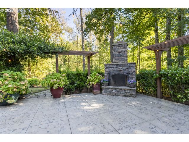 13264 GOODALL Rd, Lake Oswego, OR 97034