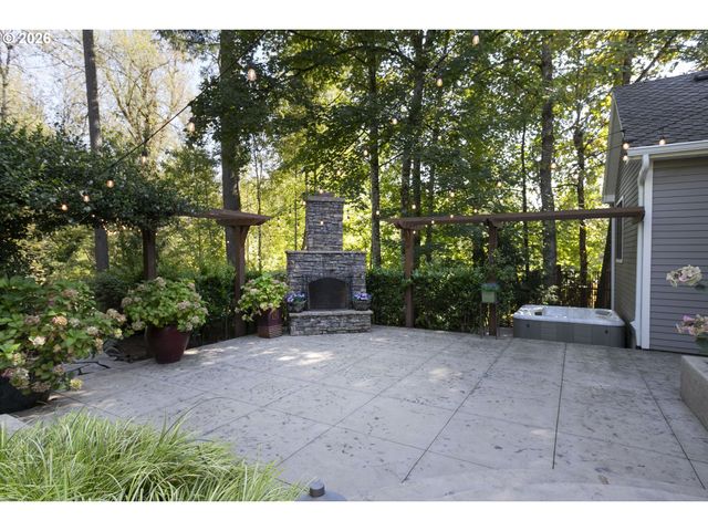 13264 GOODALL Rd, Lake Oswego, OR 97034