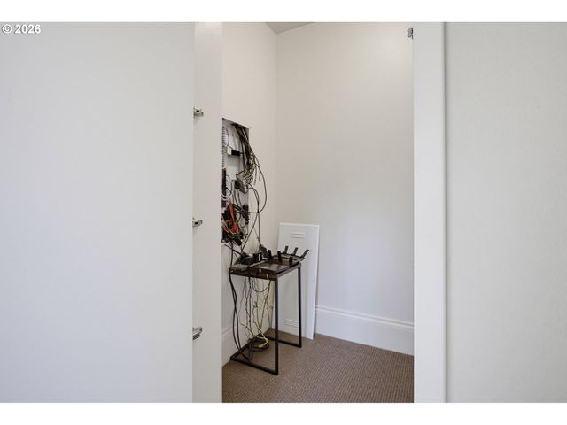 13264 GOODALL Rd, Lake Oswego, OR 97034