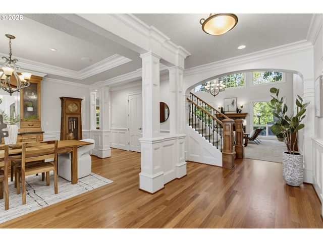 13264 GOODALL Rd, Lake Oswego, OR 97034
