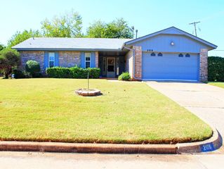 200 NE 61st Street, Oklahoma City, OK 73105