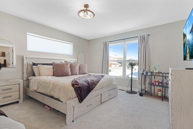 8851 Granite Court, Woodbury, MN 55129