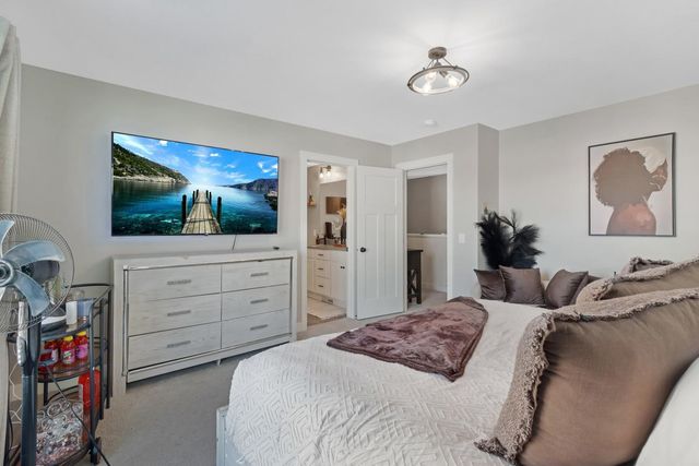 8851 Granite Court, Woodbury, MN 55129