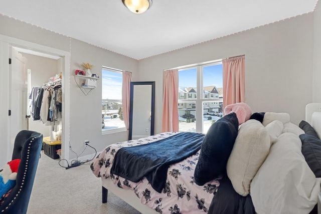 8851 Granite Court, Woodbury, MN 55129