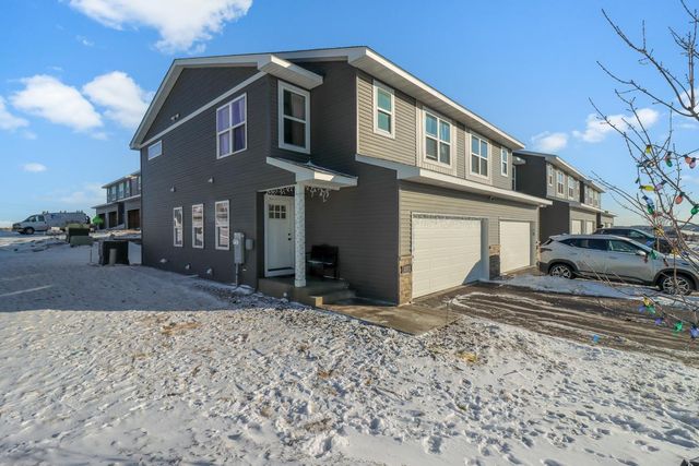 8851 Granite Court, Woodbury, MN 55129