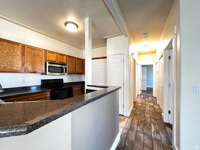 8404 S IVY SPRINGS LN, West Jordan, UT 84081