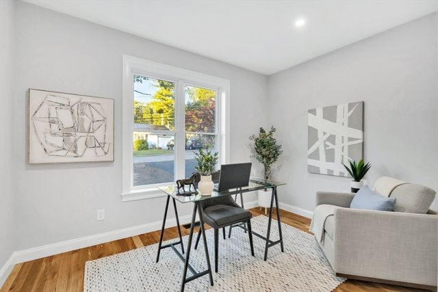 29 Southgate St, Dedham, MA 02026