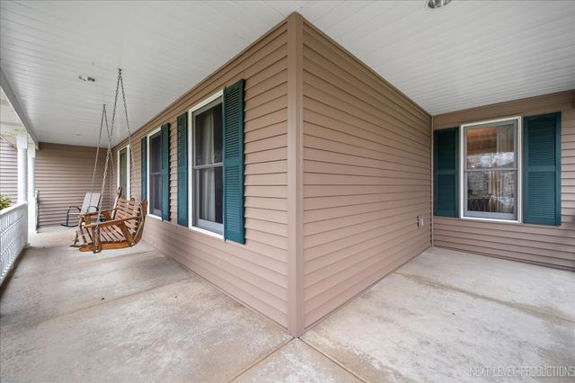 310 Fairhaven Drive, Yorkville, IL 60560