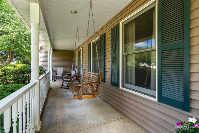 310 Fairhaven Drive, Yorkville, IL 60560