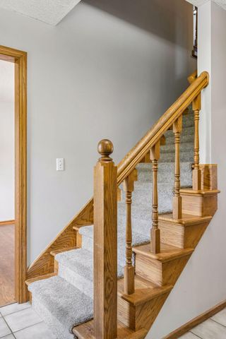 900 Nina Court, Mendota Heights, MN 55118