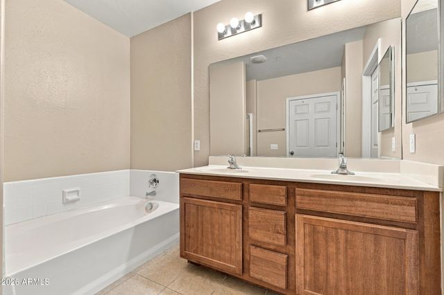 14575 W MOUNTAIN VIEW Boulevard 11119, Surprise, AZ 85374