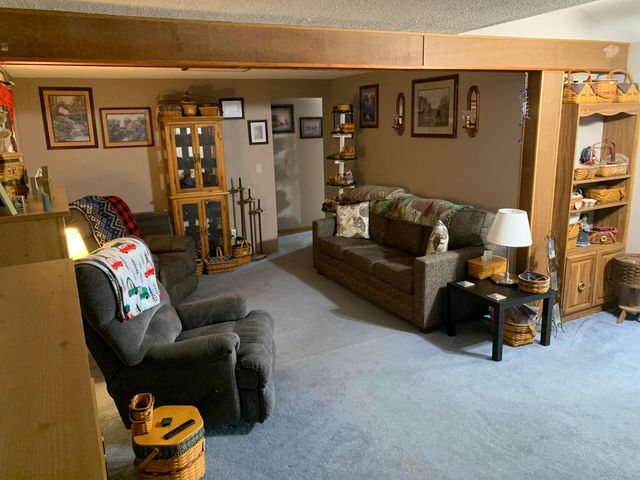 10049 Webb Road, Logan, OH 43138