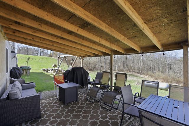 10049 Webb Road, Logan, OH 43138