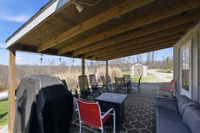 10049 Webb Road, Logan, OH 43138