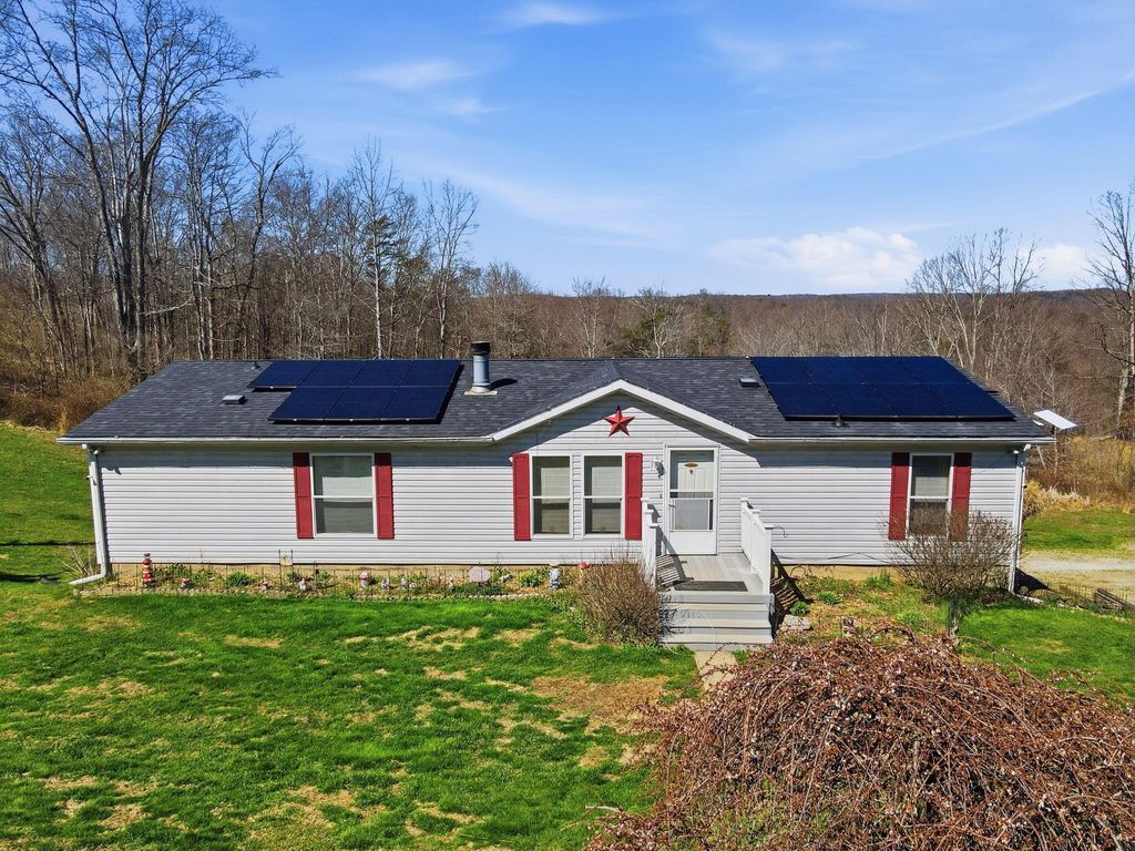 10049 Webb Road, Logan, OH 43138