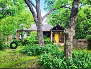 8619 Groveland Drive, Dallas, TX 75218