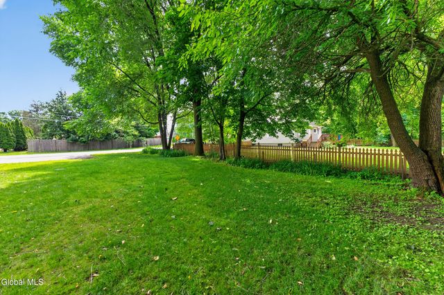 19 Martin Avenue, Ballston, NY 12020
