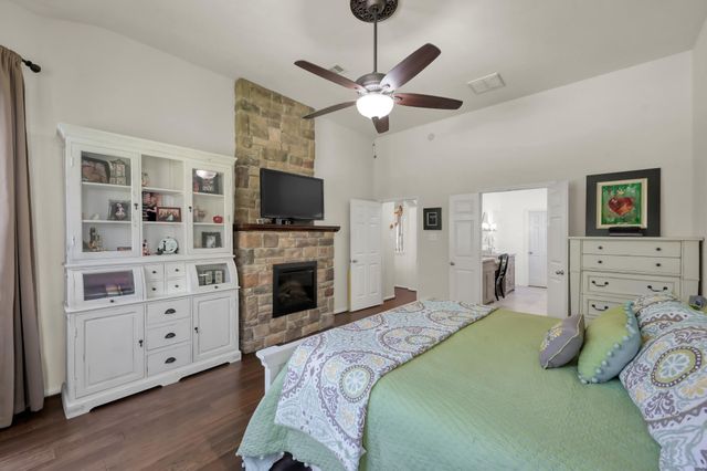 1602 Cafe Dumonde, Conroe, TX 77304